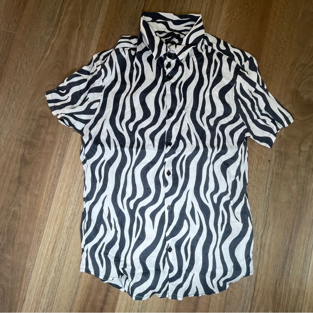 Monfrére- Zebra Print Button-Up shirt men Small - short sleeve